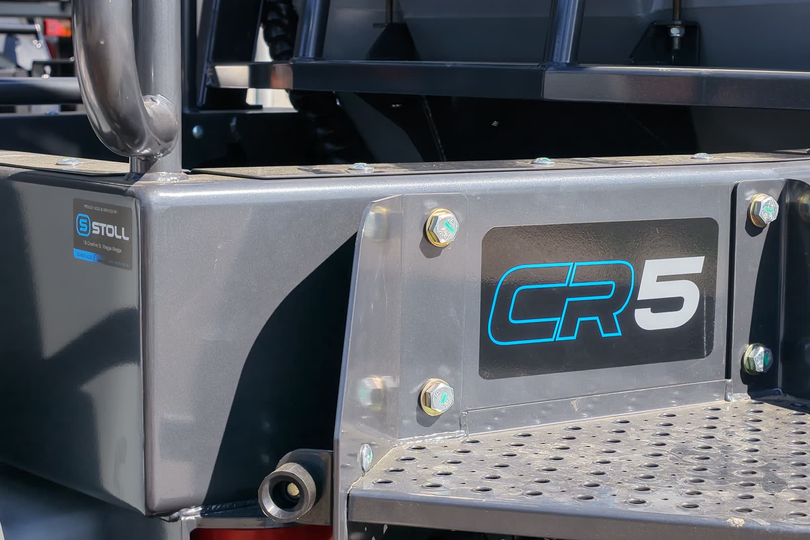 The CR5 badge on the platform of a Stoll CR5