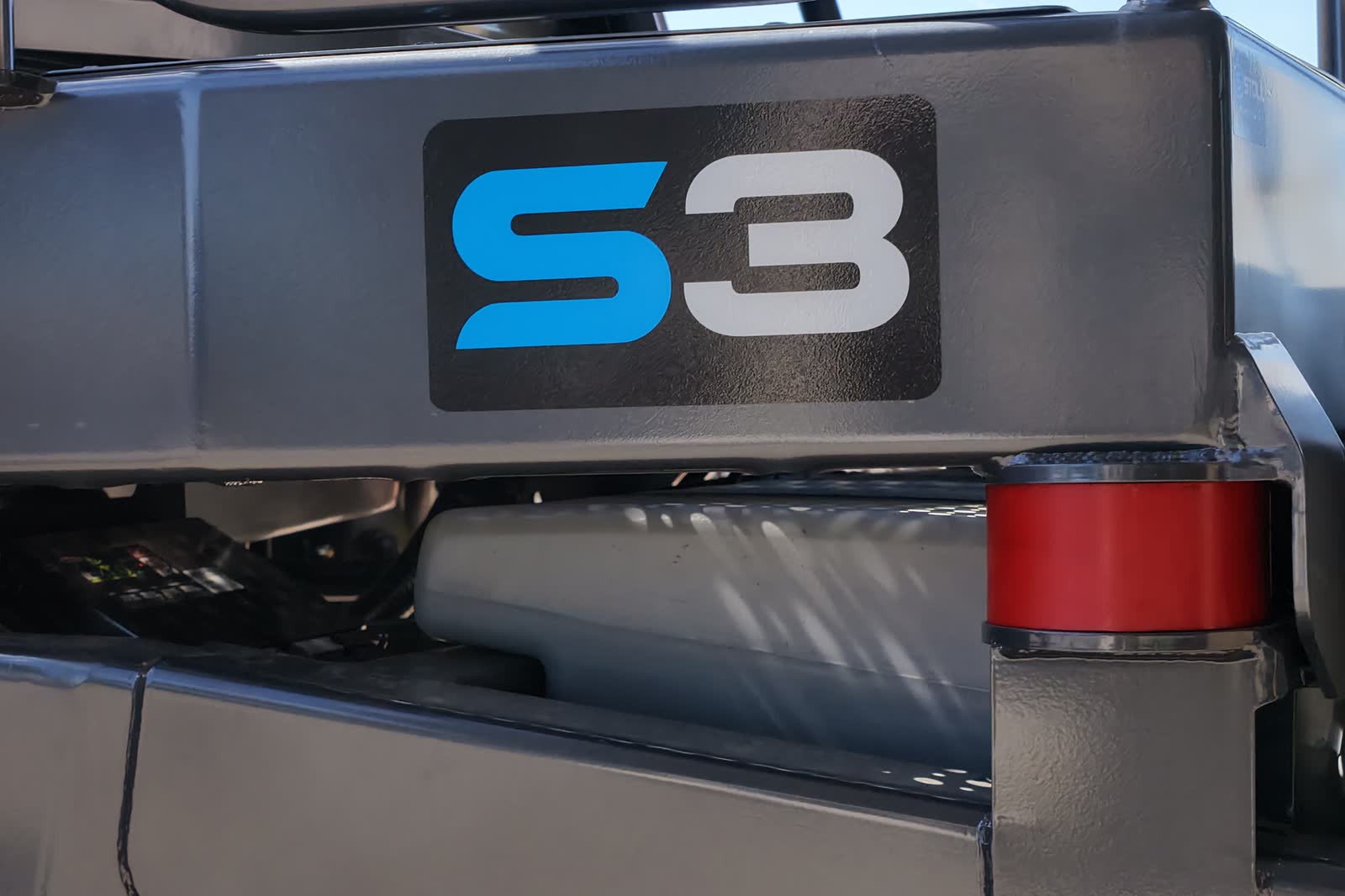 The S3 badge on the chassis of a Stoll S3